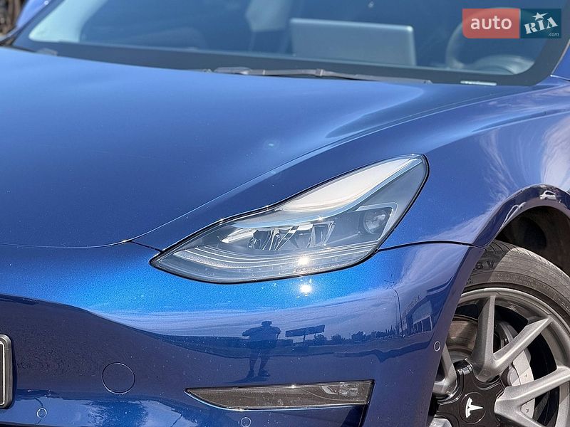 Седан Tesla Model 3 2022 в Кривому Розі фото 6 Седан Tesla Model 3 2022 в Кривому Розі