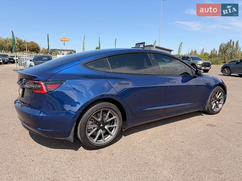 Седан Tesla Model 3 2022 в Кривому Розі фото 28 Седан Tesla Model 3 2022 в Кривому Розі