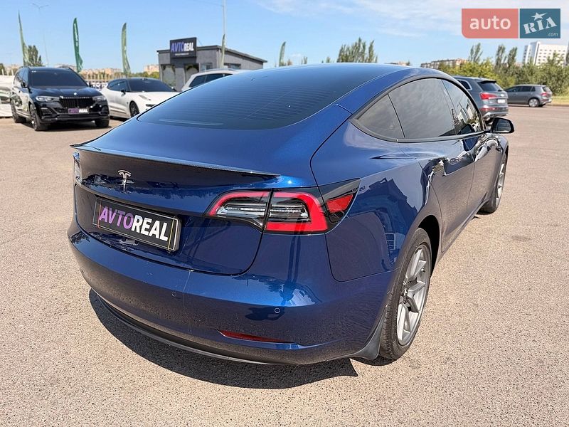Седан Tesla Model 3 2022 в Кривому Розі фото 29 Седан Tesla Model 3 2022 в Кривому Розі