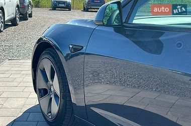 Седан Tesla Model 3 2020 в Рівному