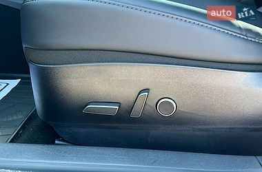 Седан Tesla Model 3 2020 в Рівному