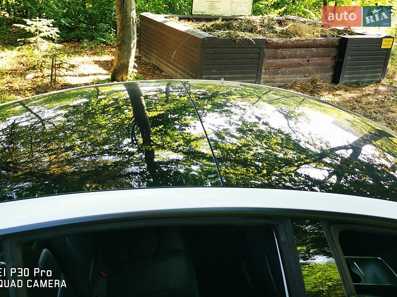 Седан Tesla Model 3 2022 в Бориславе