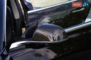 Седан Tesla Model 3 2018 в Дрогобыче