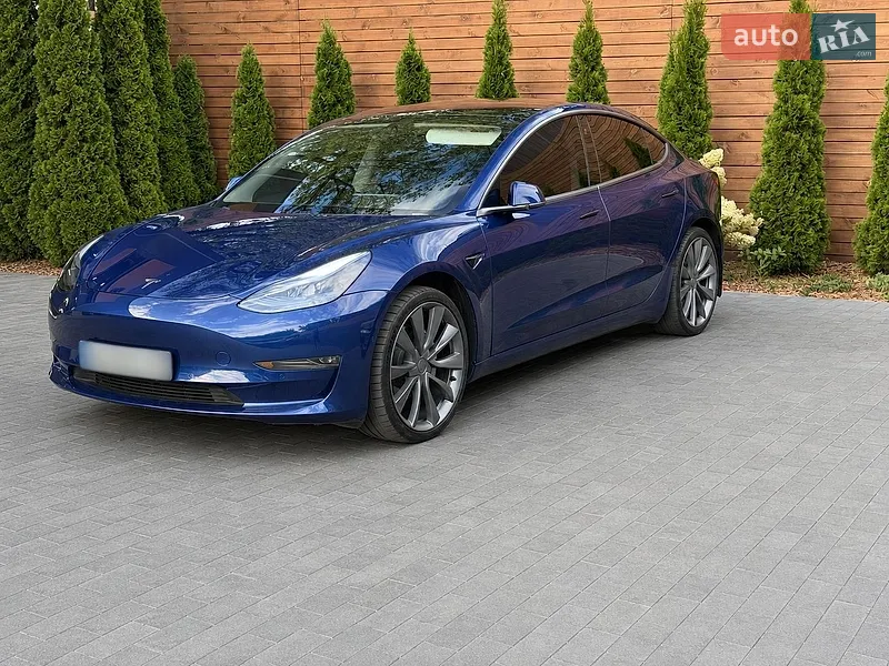 Tesla Model 3