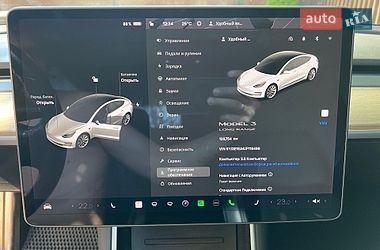 Седан Tesla Model 3 2018 в Киеве