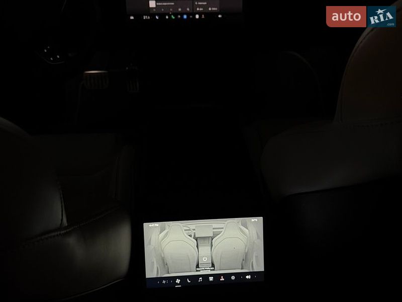 Седан Tesla Model 3 2024 в Киеве