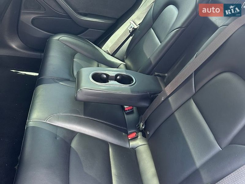 Седан Tesla Model 3 2018 в Вінниці