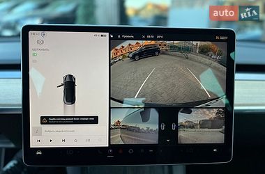Седан Tesla Model 3 2022 в Одесі