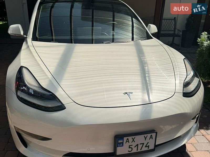 Седан Tesla Model 3 2020 в Харькове фото Седан Tesla Model 3 2020 в Харькове