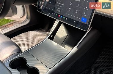 Седан Tesla Model 3 2020 в Харькове фото 22 Седан Tesla Model 3 2020 в Харькове