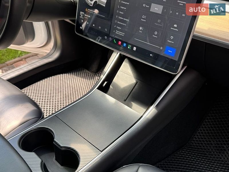 Седан Tesla Model 3 2020 в Харькове фото 22 Седан Tesla Model 3 2020 в Харькове