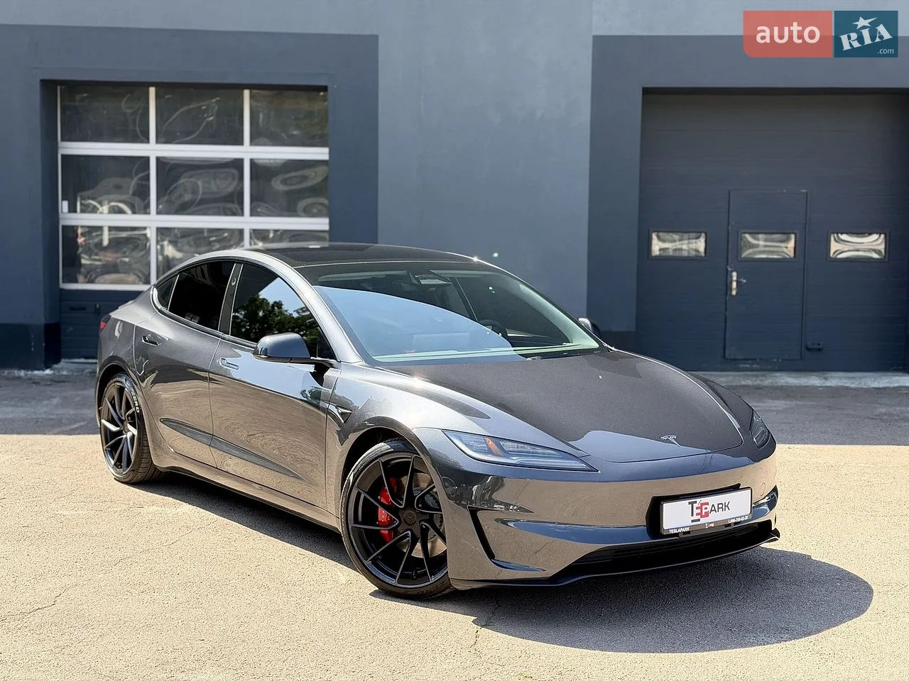 2022 Tesla Model S - мініатюра 36