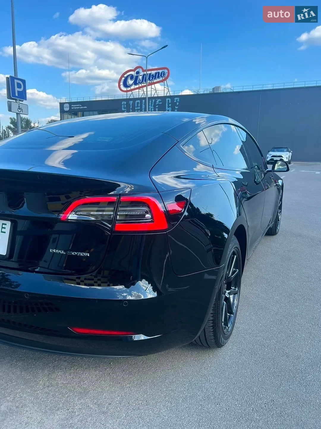2018 Tesla Model 3 - мініатюра 4