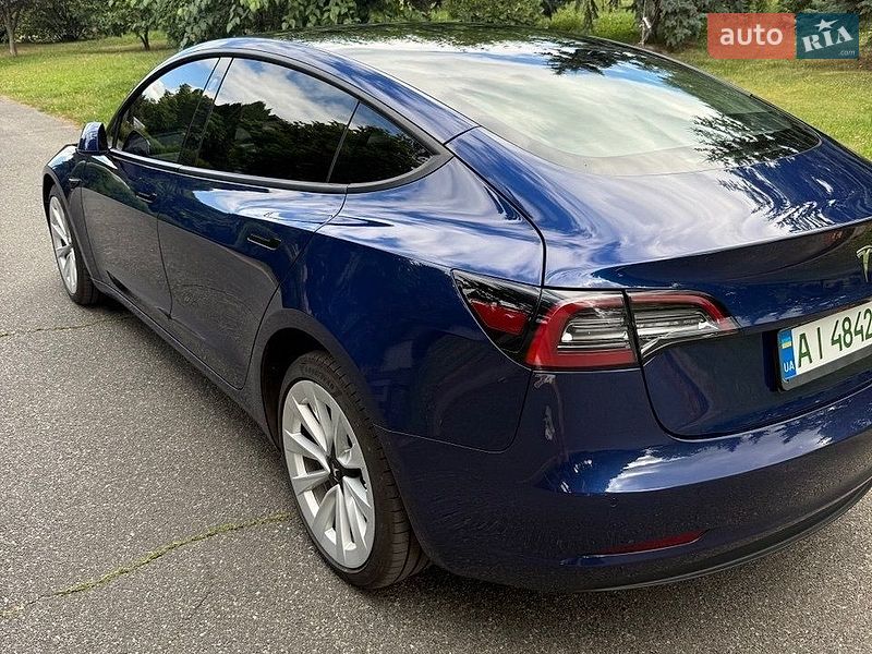 Седан Tesla Model 3 2022 в Киеве фото 6 Седан Tesla Model 3 2022 в Киеве