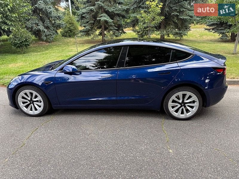Седан Tesla Model 3 2022 в Киеве фото 4 Седан Tesla Model 3 2022 в Киеве