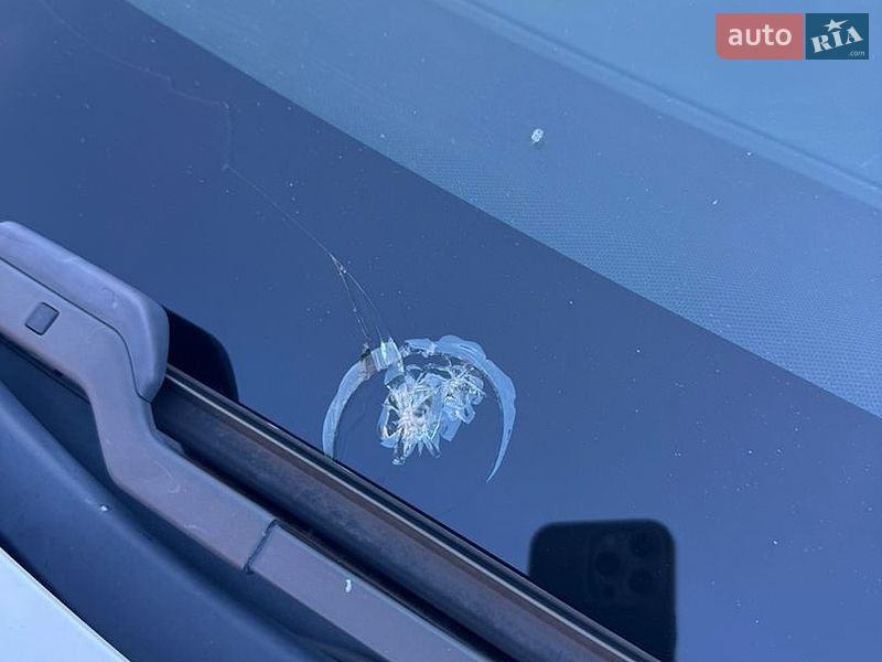 Седан Tesla Model 3 2019 в Луцке