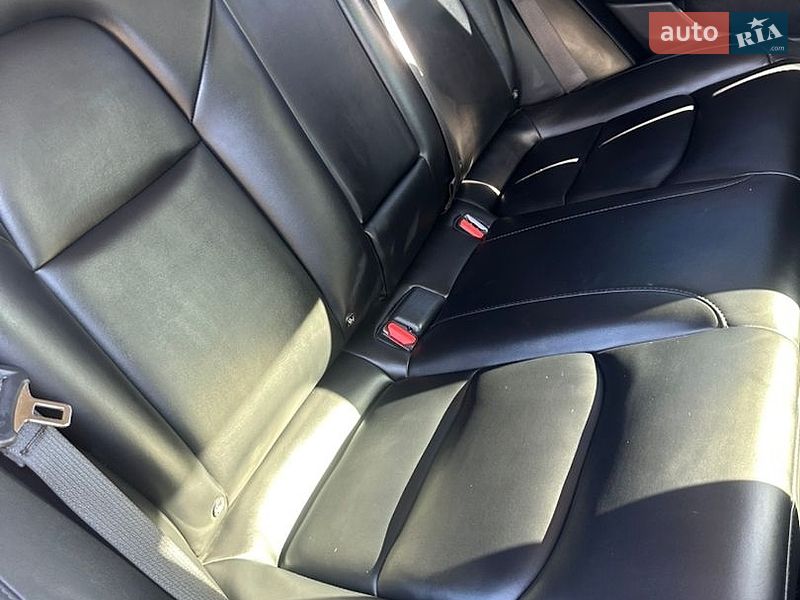 Седан Tesla Model 3 2020 в Дрогобыче