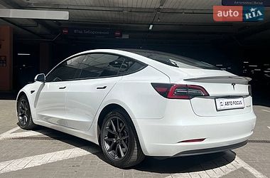 Седан Tesla Model 3 2018 в Києві