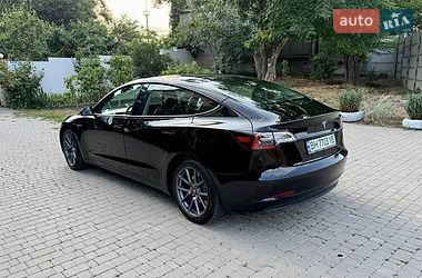 Седан Tesla Model 3 2022 в Одесі