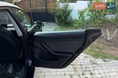 Седан Tesla Model 3 2022 в Одесі