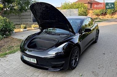 Седан Tesla Model 3 2022 в Одесі