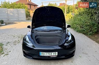 Седан Tesla Model 3 2022 в Одесі