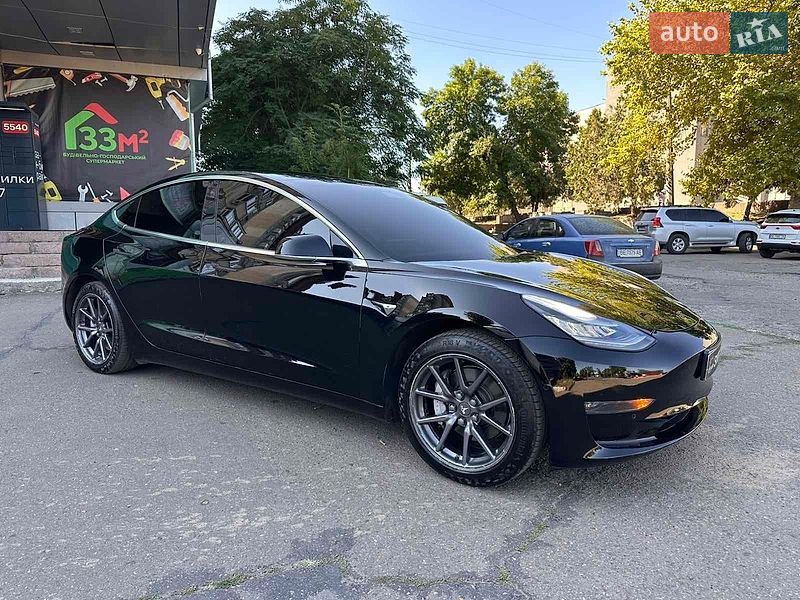 Седан Tesla Model 3 2019 в Николаеве фото 5 Седан Tesla Model 3 2019 в Николаеве
