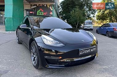 Седан Tesla Model 3 2019 в Николаеве фото 34 Седан Tesla Model 3 2019 в Николаеве