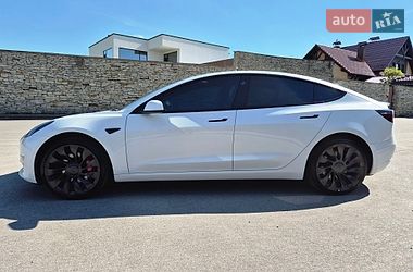 Седан Tesla Model 3 2022 в Києві
