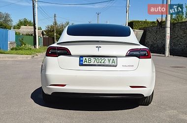 Седан Tesla Model 3 2022 в Києві