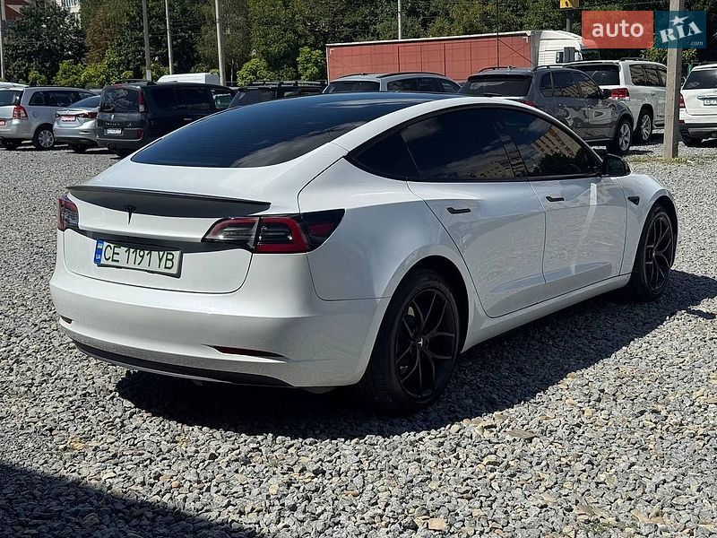 Седан Tesla Model 3 2023 в Черновцах фото 3 Седан Tesla Model 3 2023 в Черновцах