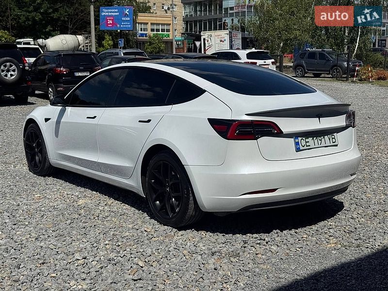 Седан Tesla Model 3 2023 в Черновцах фото 6 Седан Tesla Model 3 2023 в Черновцах