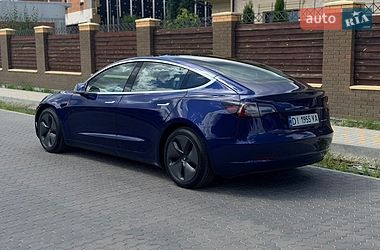 Седан Tesla Model 3 2019 в Киеве