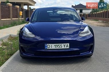 Седан Tesla Model 3 2019 в Киеве