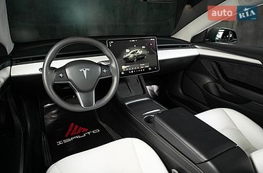 Седан Tesla Model 3 2023 в Одесі
