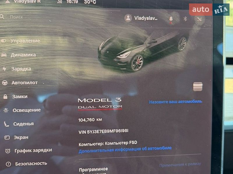Седан Tesla Model 3 2021 в Львові