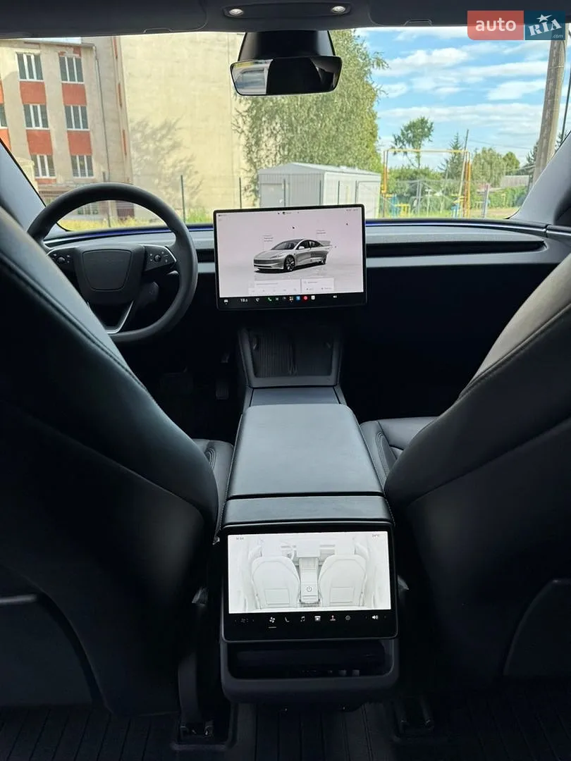 2024 Tesla Model 3 - мініатюра 11