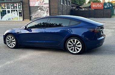 Седан Tesla Model 3 2022 в Кропивницком
