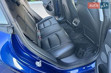 Седан Tesla Model 3 2022 в Кропивницком