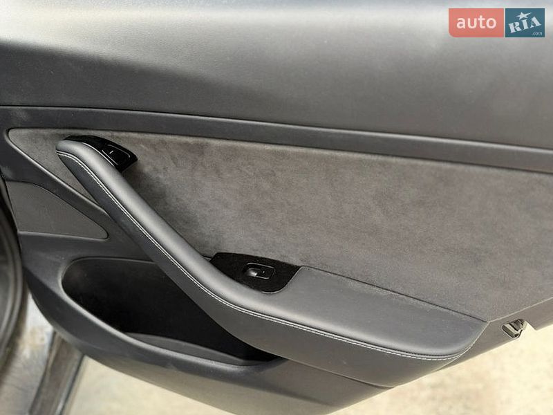 Седан Tesla Model 3 2019 в Києві фото 15 Седан Tesla Model 3 2019 в Києві