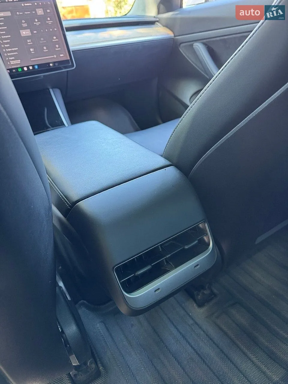 2020 Tesla Model 3 - мініатюра 15