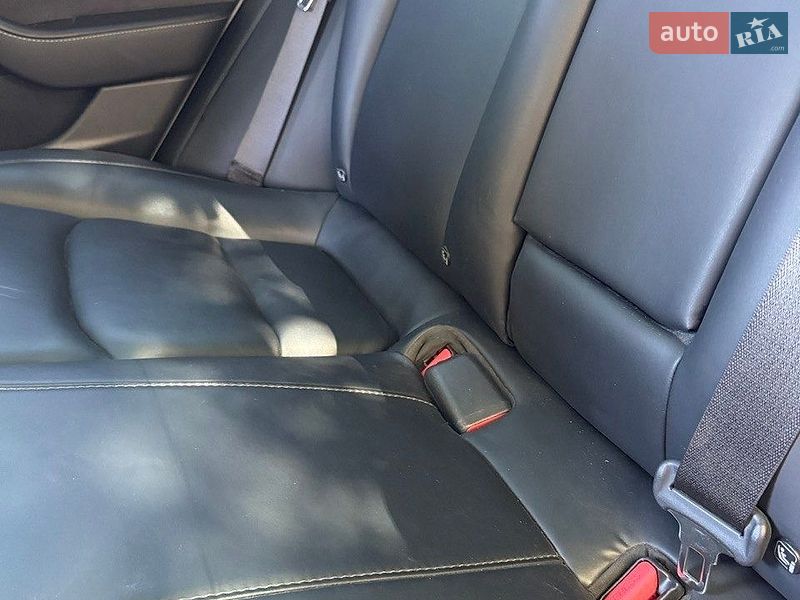 Седан Tesla Model 3 2020 в Киеве