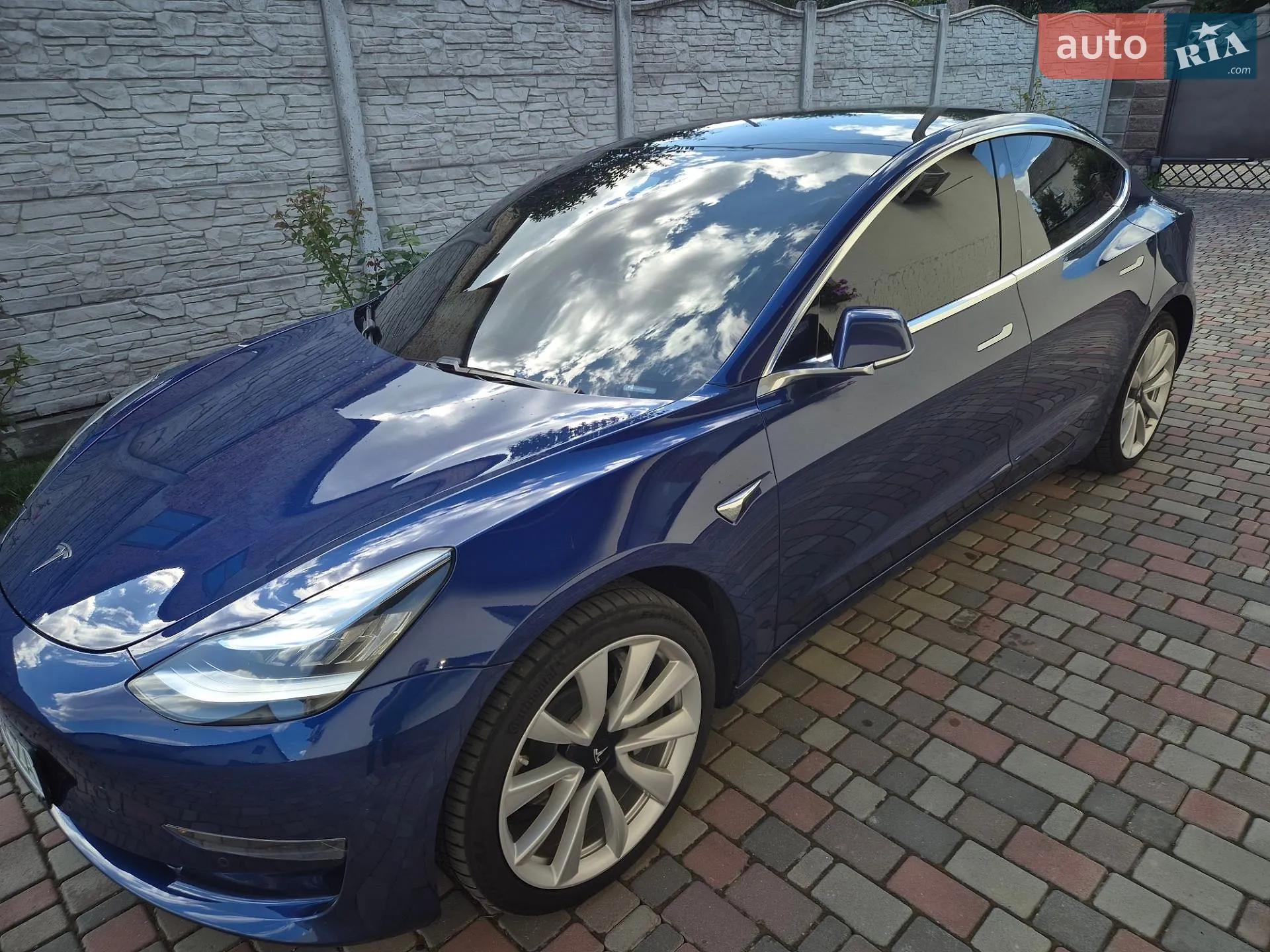 2019 Tesla Model 3 - фото 1