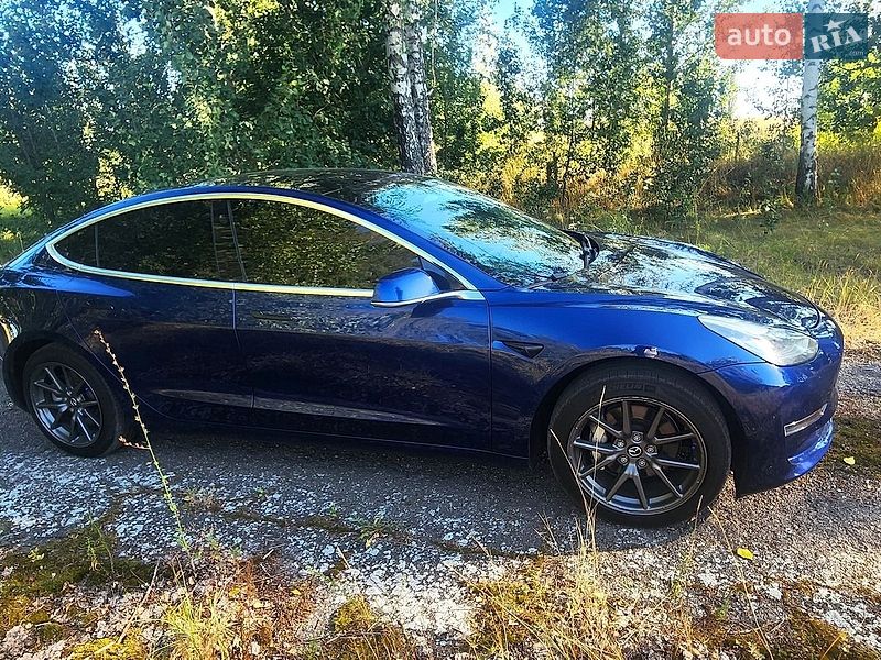 Tesla Model 3 2018