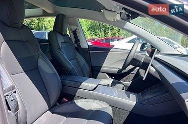 Седан Tesla Model 3 2025 в Львові