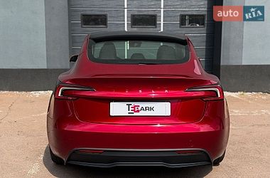 Седан Tesla Model 3 2024 в Киеве