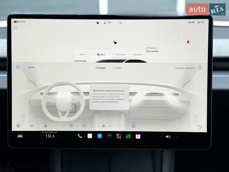 Седан Tesla Model 3 2024 в Киеве