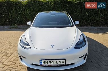 Седан Tesla Model 3 2023 в Одесі