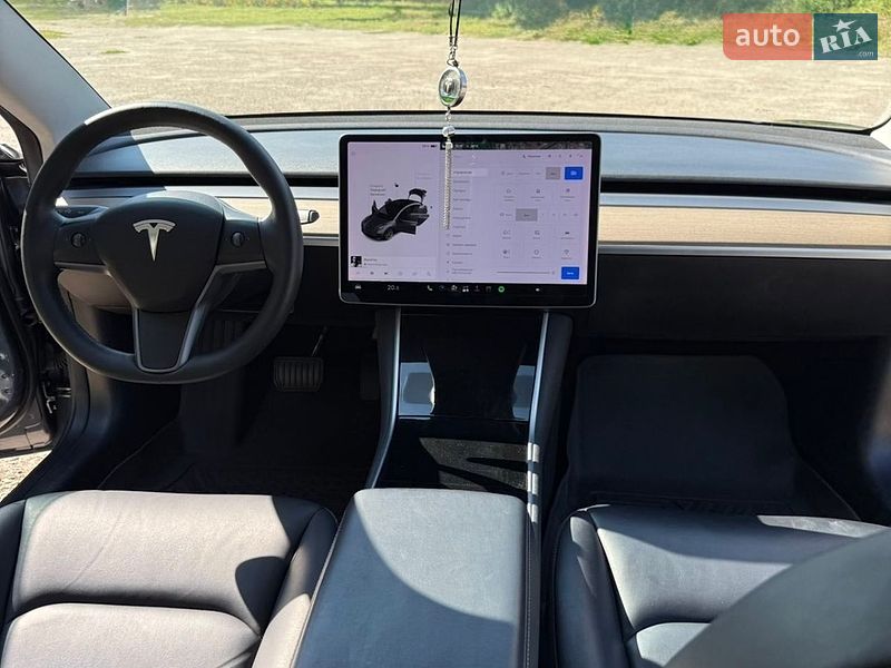 Седан Tesla Model 3 2019 в Харькове
