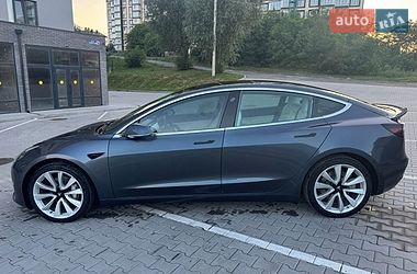 Седан Tesla Model 3 2020 в Хмельницком